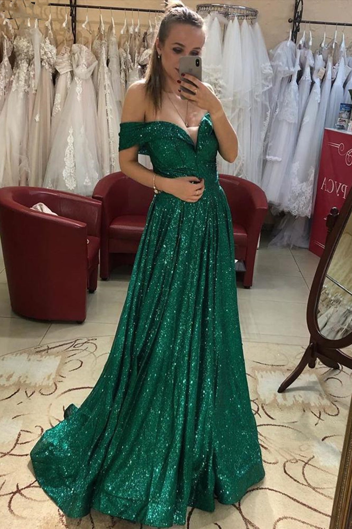 Unthony - Off Shoulder Bling Bling Green Sequins Long Prom Dress