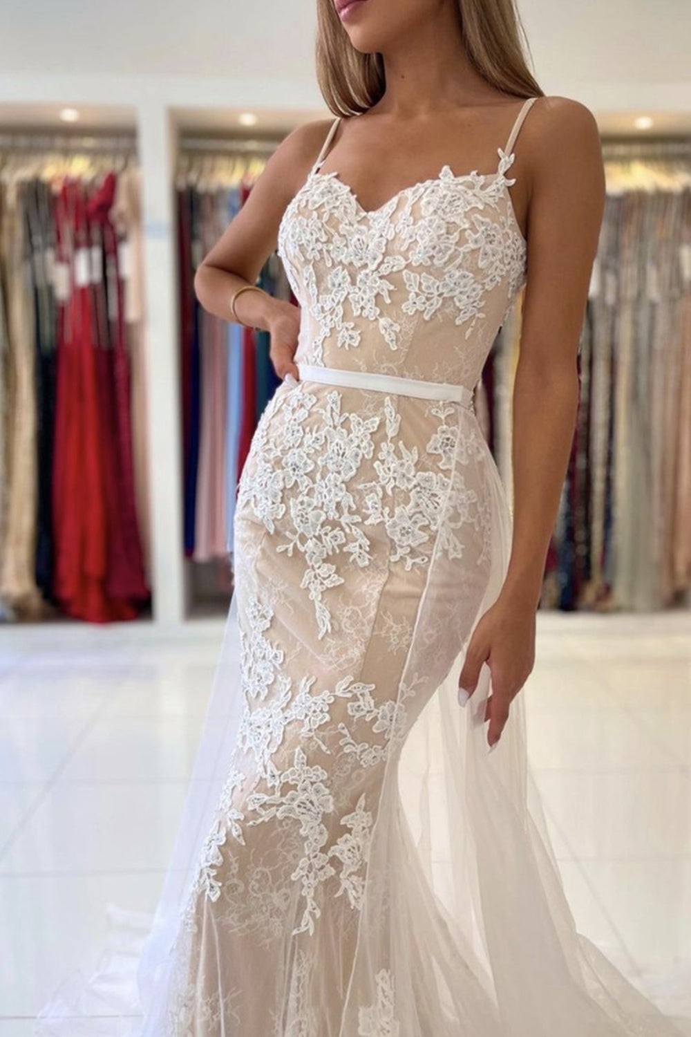 Unthony - Sweetheart Neck Mermaid Champagne Lace Prom Dress