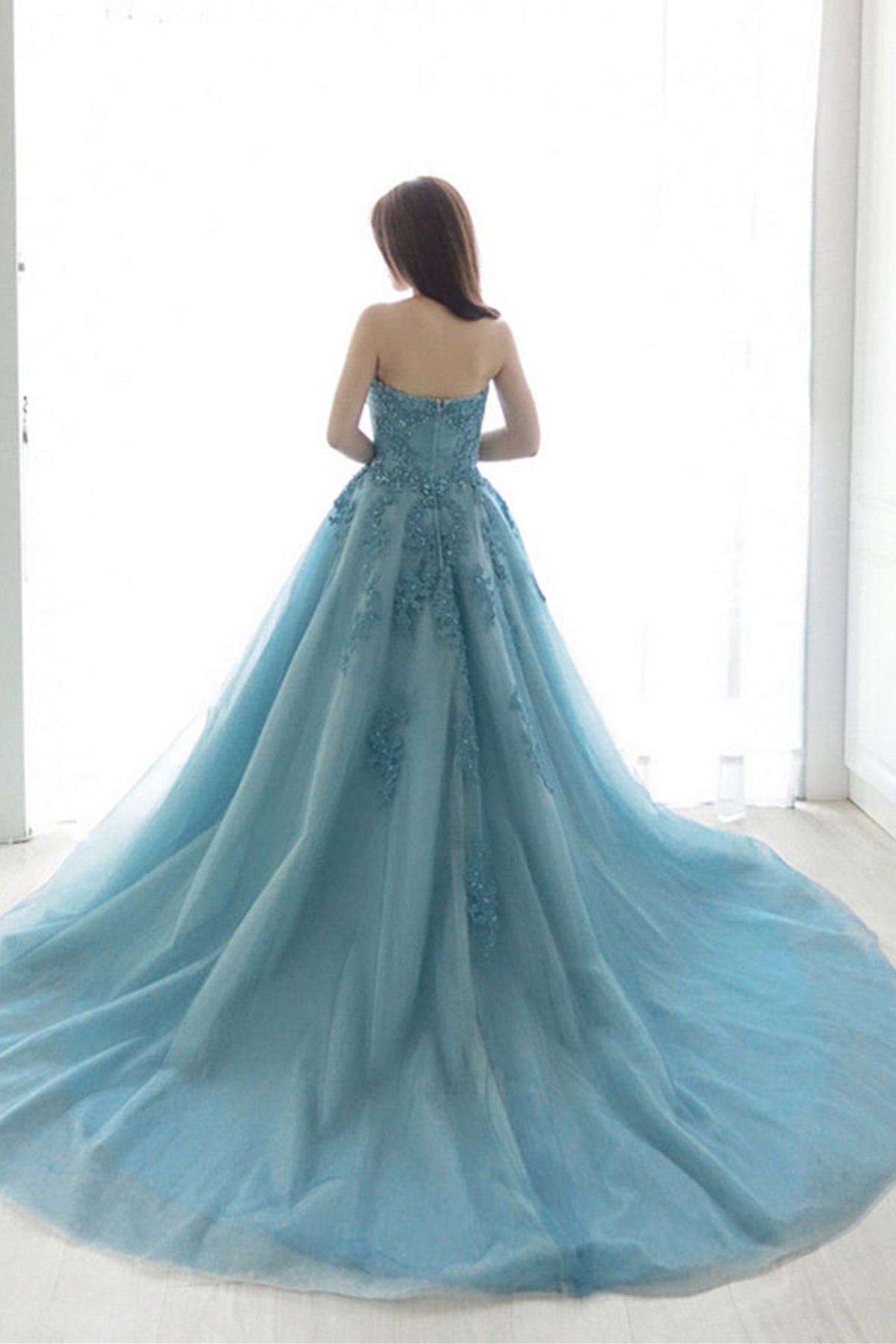 Unthony - Strapless Open Back Blue Lace Long Prom Dress