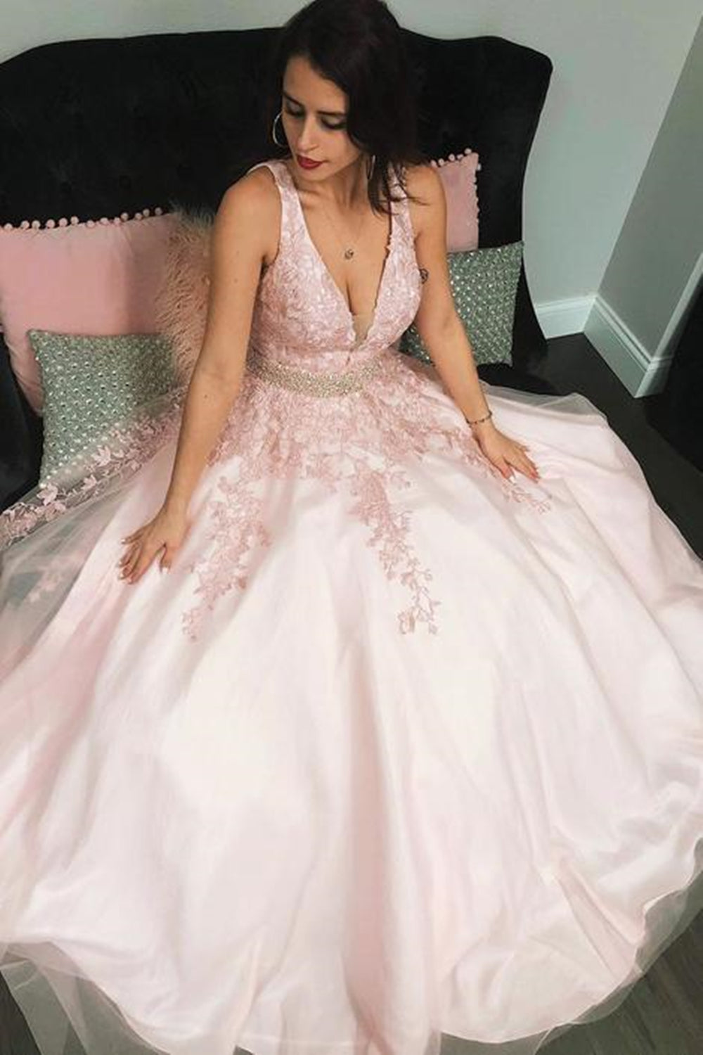 Unthony - V Neck Open Back Pink Lace Long Prom Dress with Belt