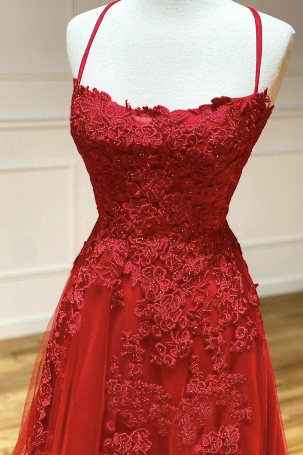 Unthony - A Line Backless Red Lace Long Prom Dress