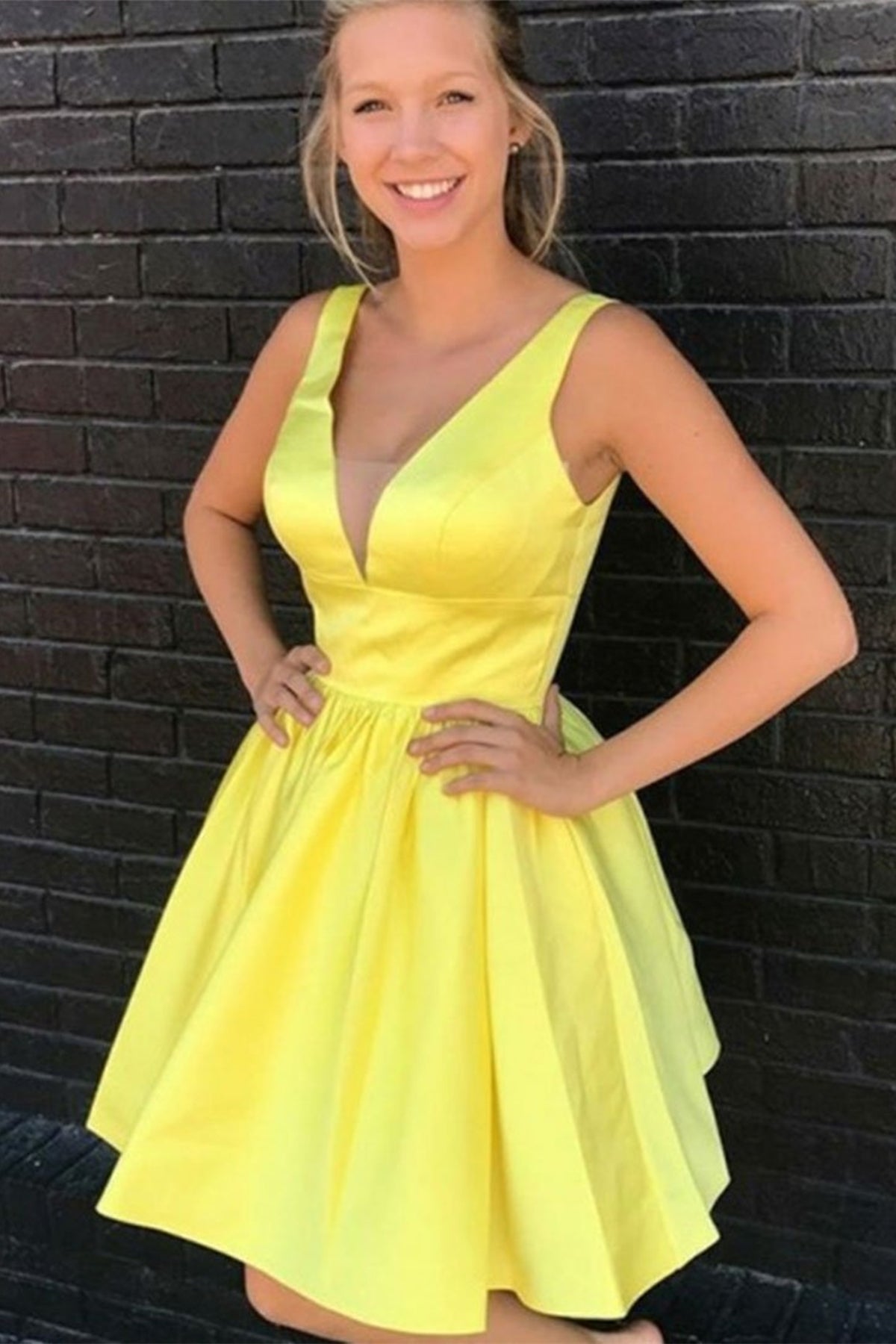 Unthony - A Line V Neck Yellow Satin Short Prom Homecoming Dress