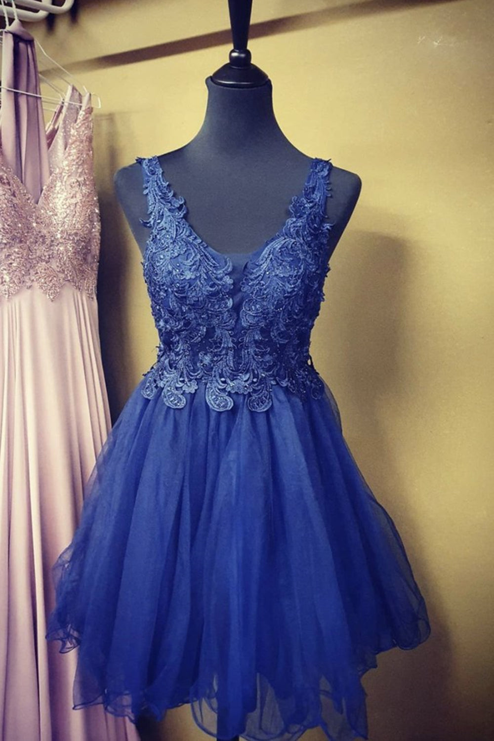 Unthony - A Line V Neck Blue Lace Short Prom Dress