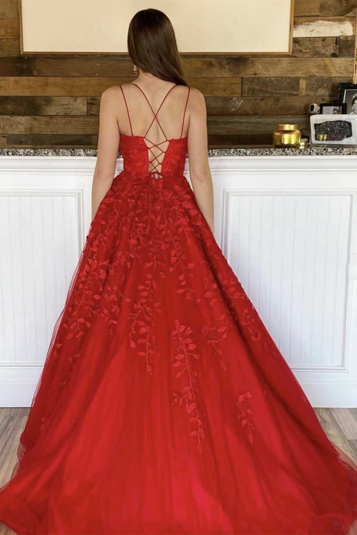 Unthony - Open Back Red Tulle Lace Long Prom Dress