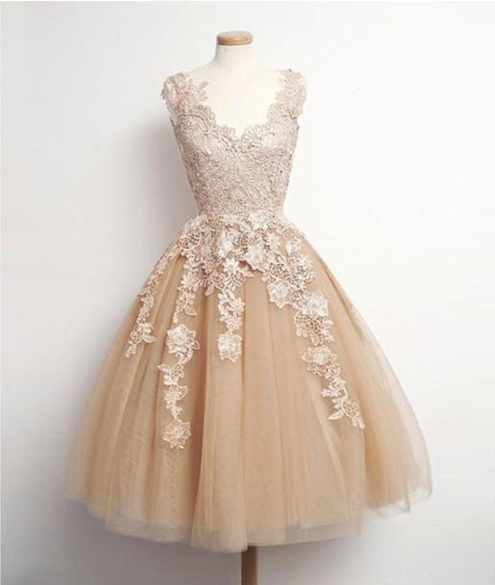 Unthony - Retro Champagne V-neck Applique Short Prom Dress