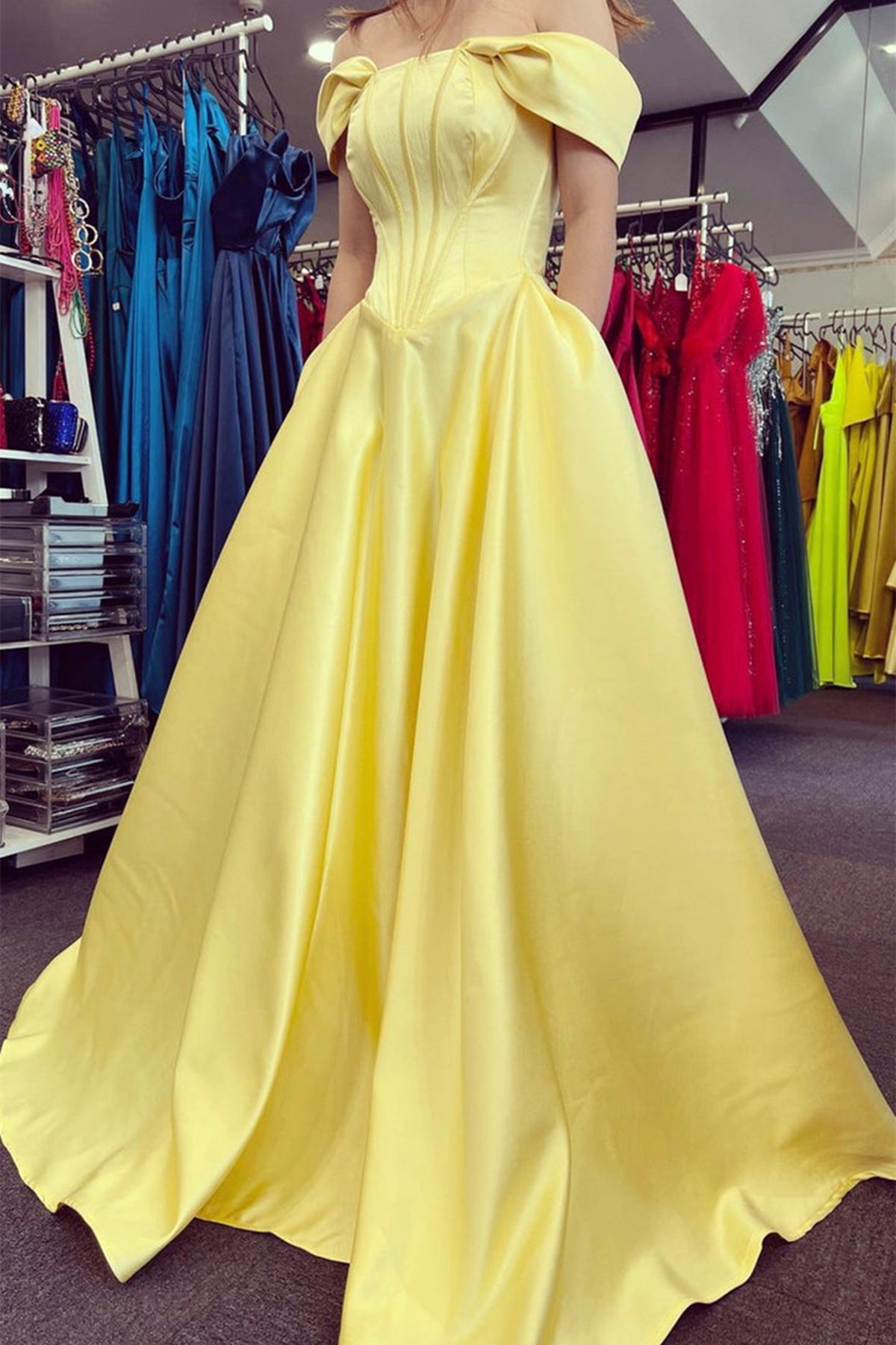 Unthony - Off Shoulder Yellow Satin Long Prom Dress with Pocket