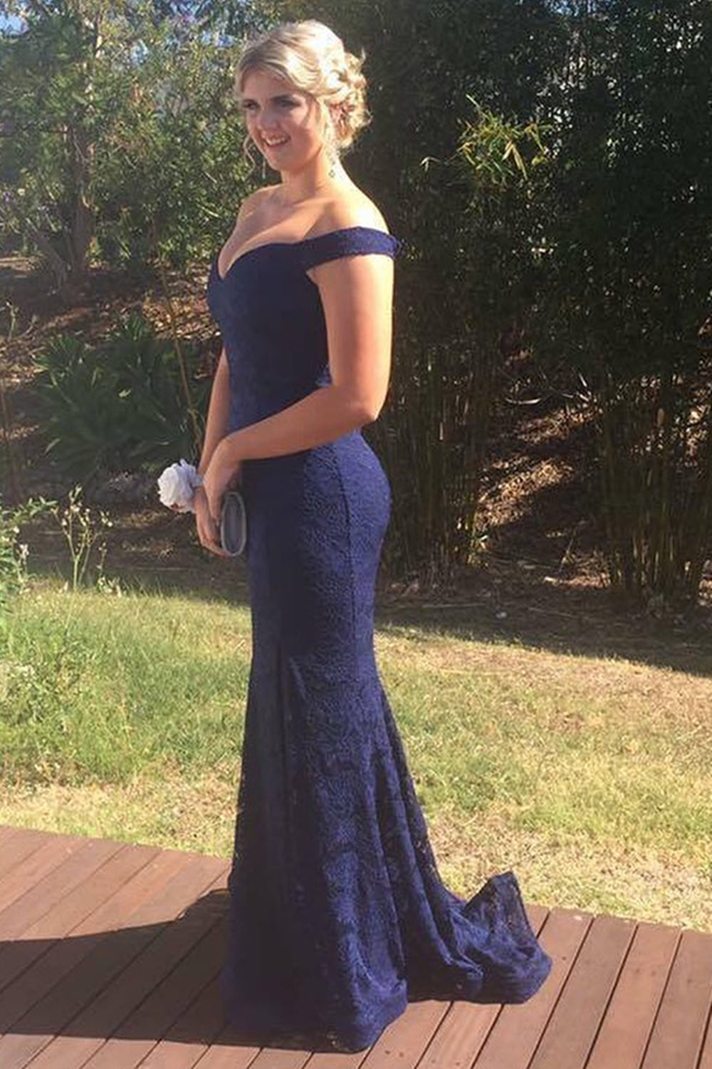 Unthony - Off Shoulder Mermaid Navy Blue Lace Prom Dress