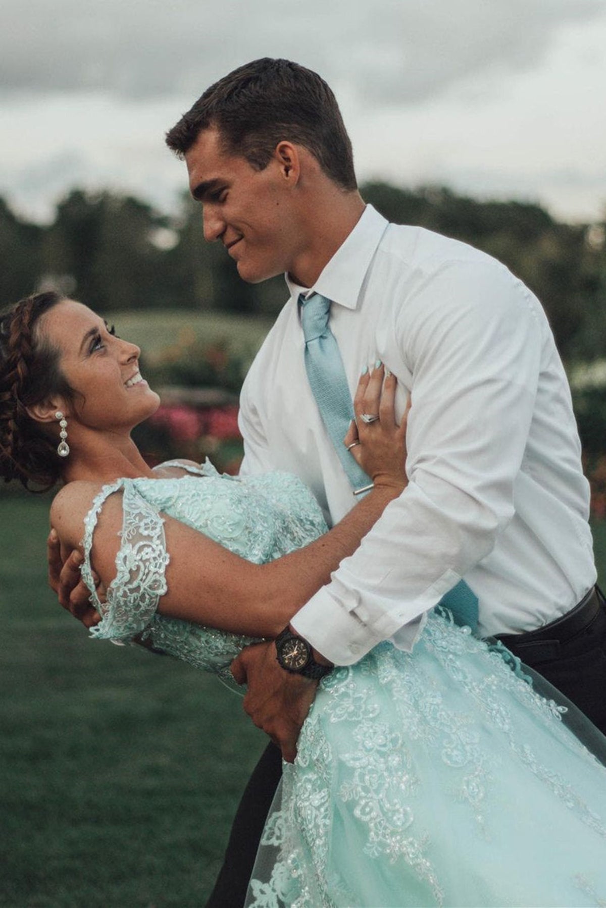 Unthony - Off Shoulder Mint Green Lace Tulle Long Prom Dress