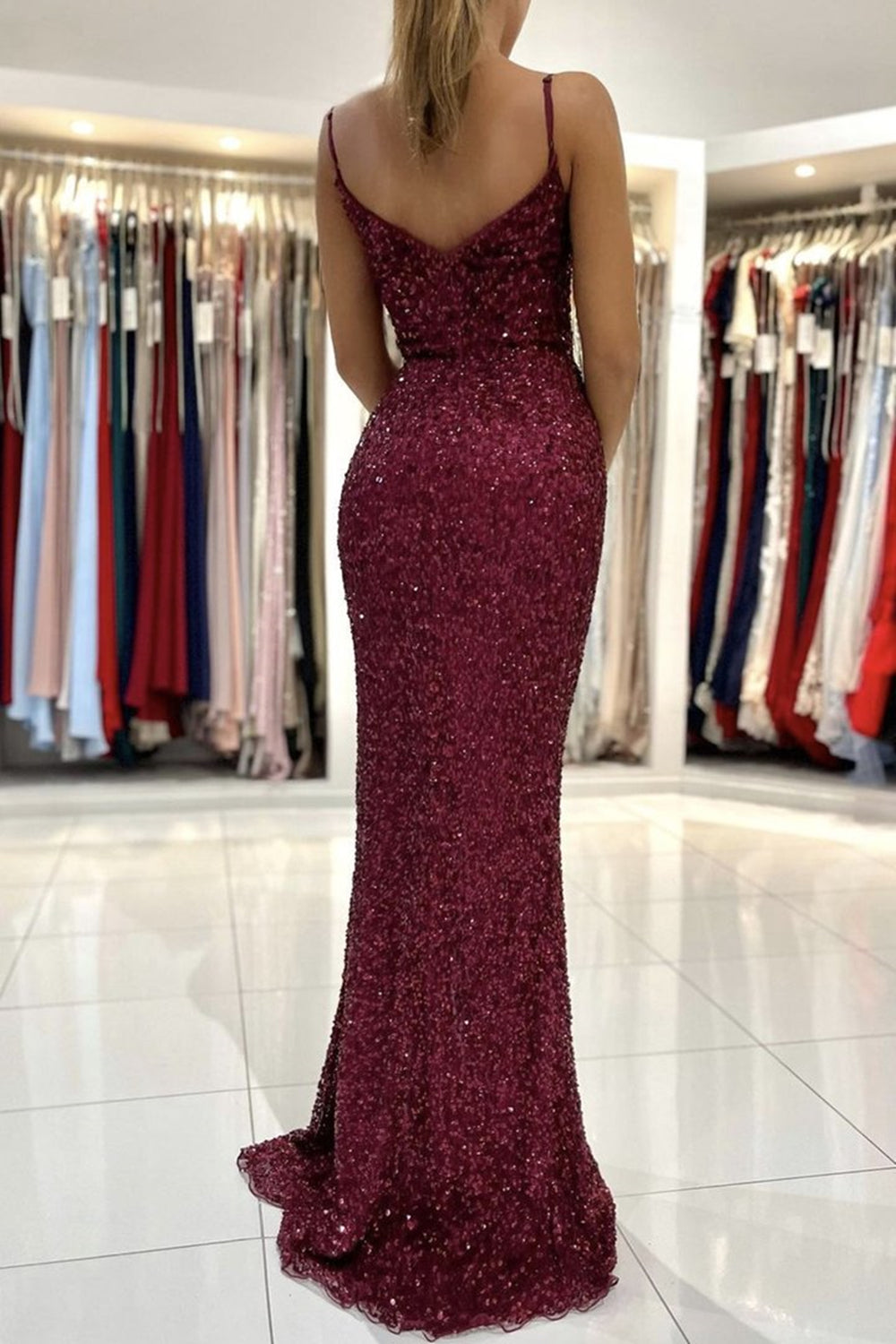 Unthony - Mermaid V Neck Burgundy Sequins Long Prom Dress with High Slit