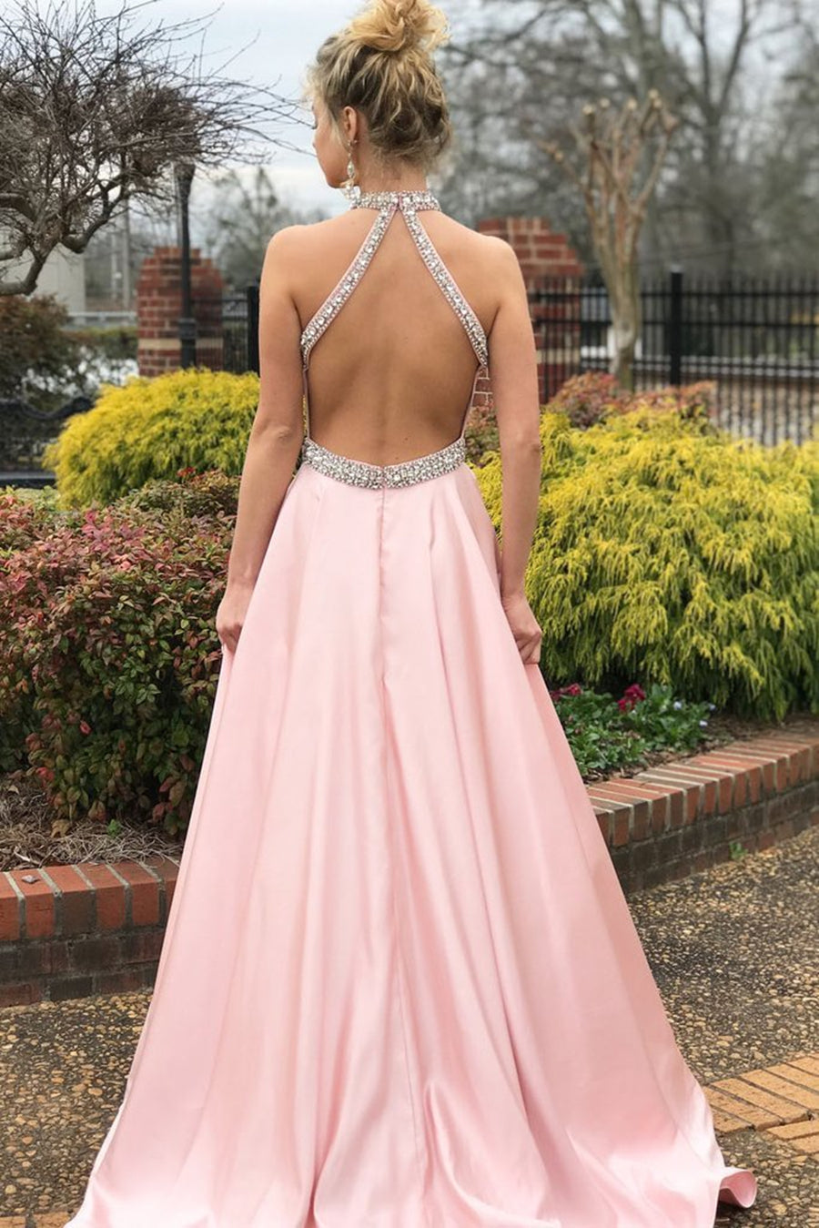Unthony - Pink Halter Neck Backless Beading Satin Long Prom Dresses