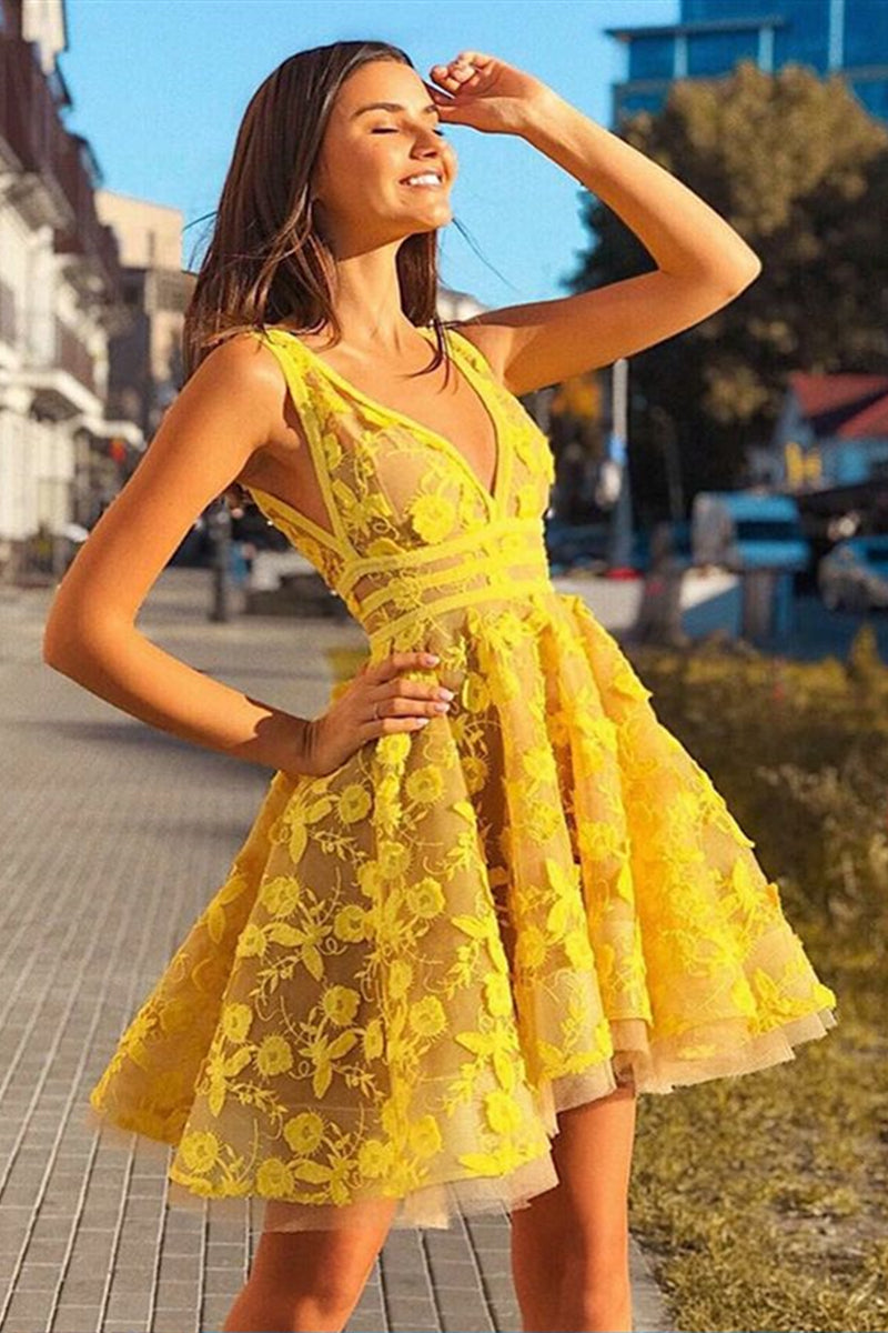 Unthony - Yellow A Line V Neck Lace Homecoming Dresses Short Prom Dresses