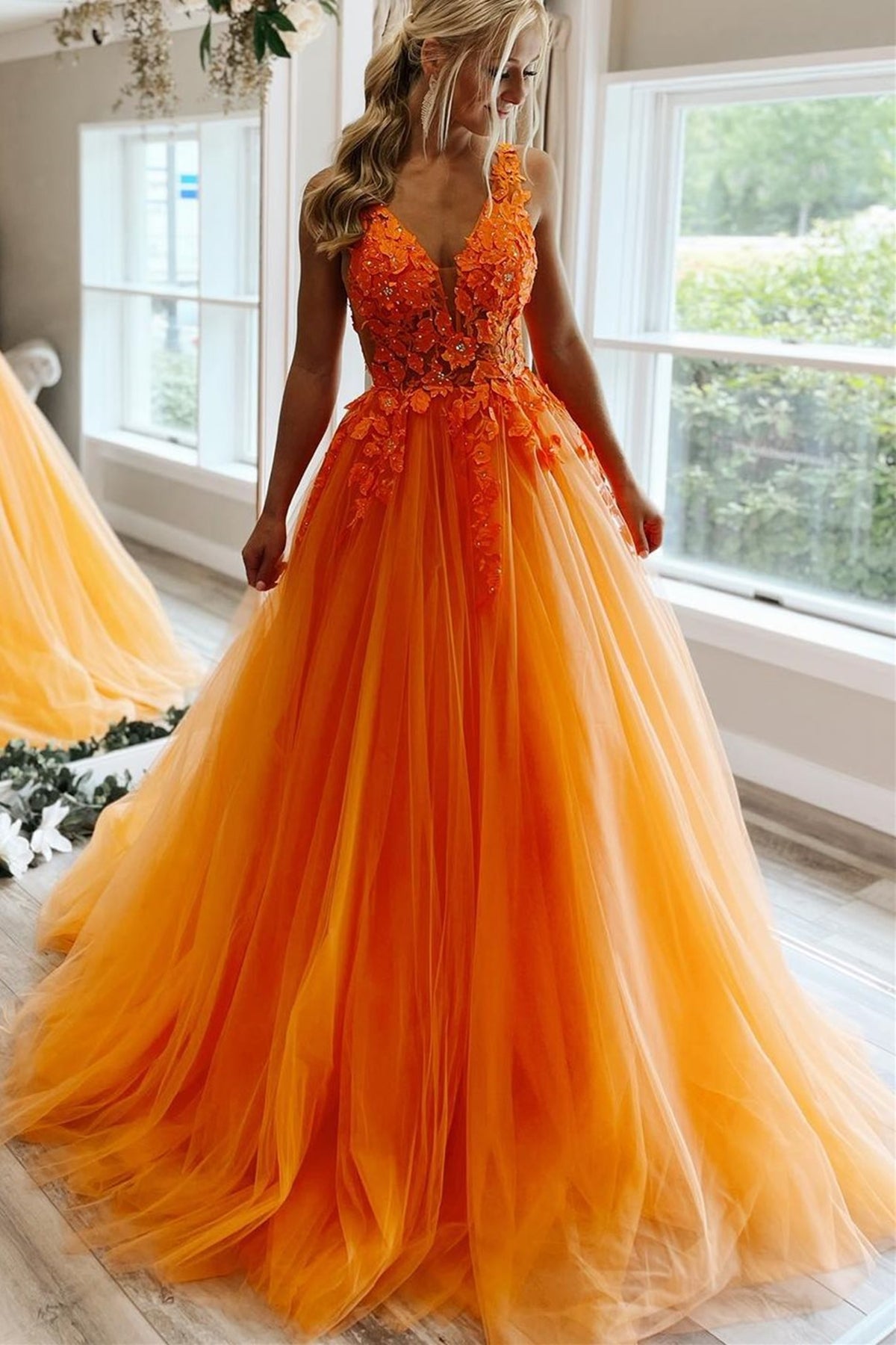 Unthony - V Neck Open Back Orange Tulle Lace Long Prom Dress