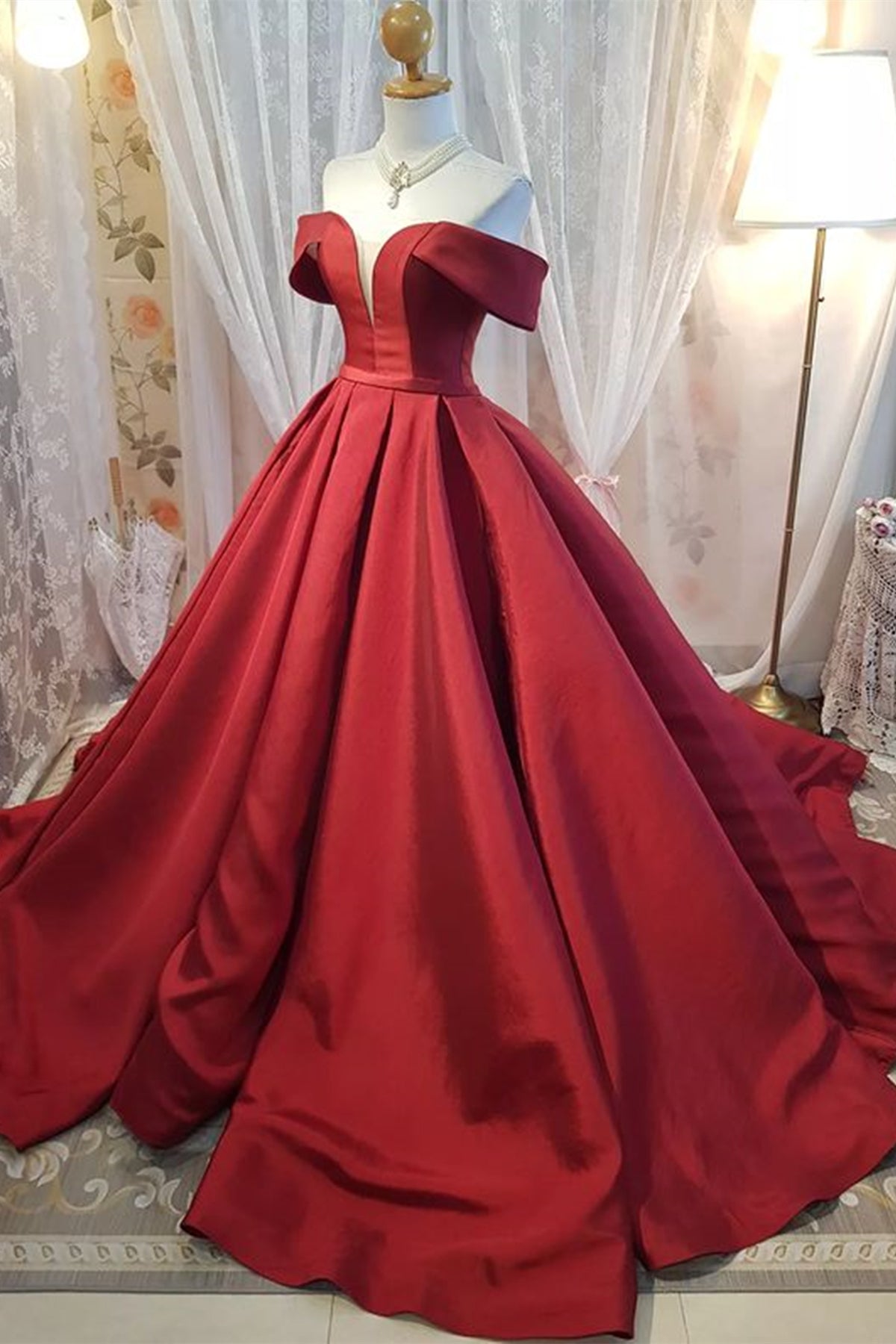 Unthony - Off Shoulder Burgundy Satin Long Prom Dress