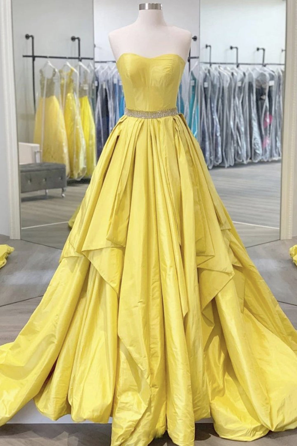 Unthony - Strapless Open Back Fluffy Yellow Satin Long Prom Dress