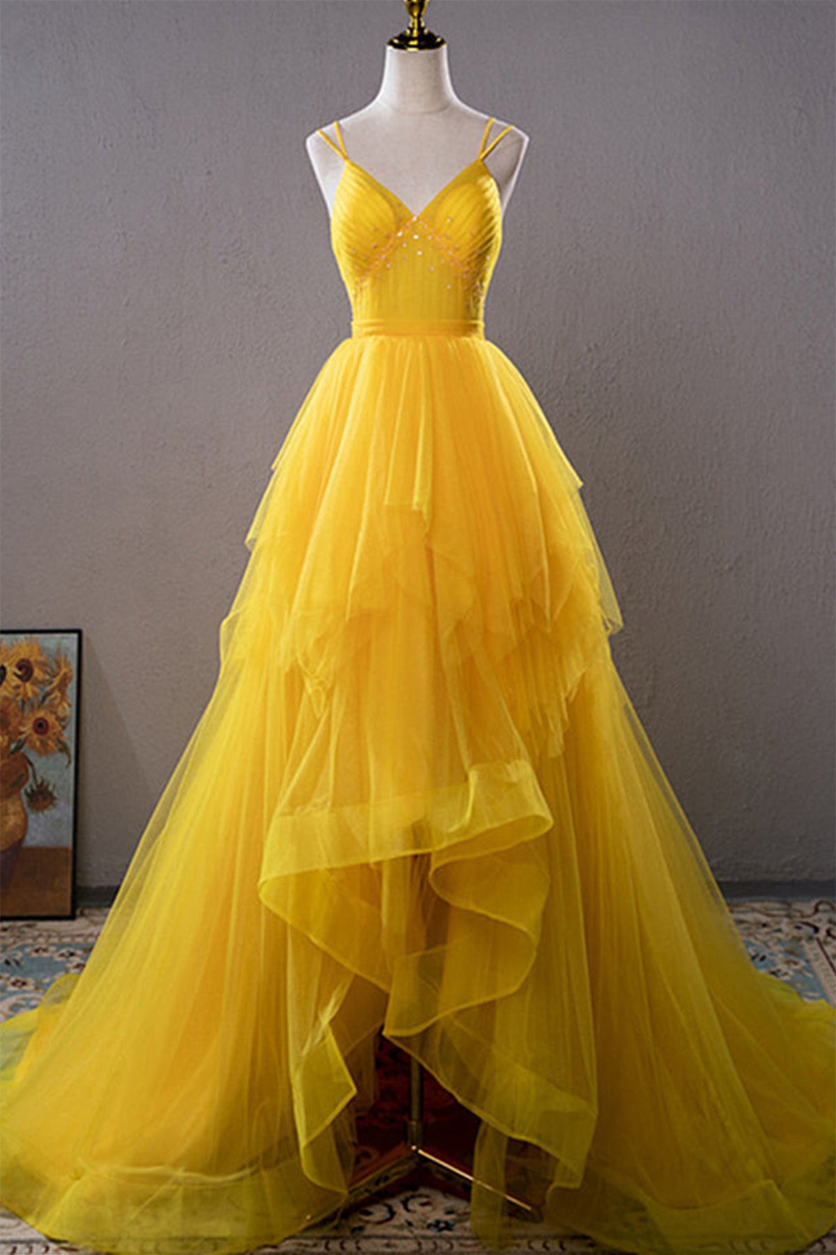 Unthony - Open Back V Neck High Low Yellow Tulle Long Prom Dress