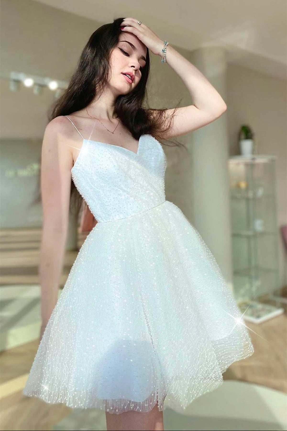 Unthony - Pretty V Neck White Sequins Short Prom Homecoming Dress