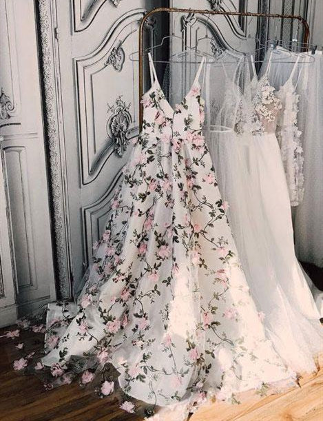 Unthony - White V Neck 3D Flower Applique Long Prom Dress