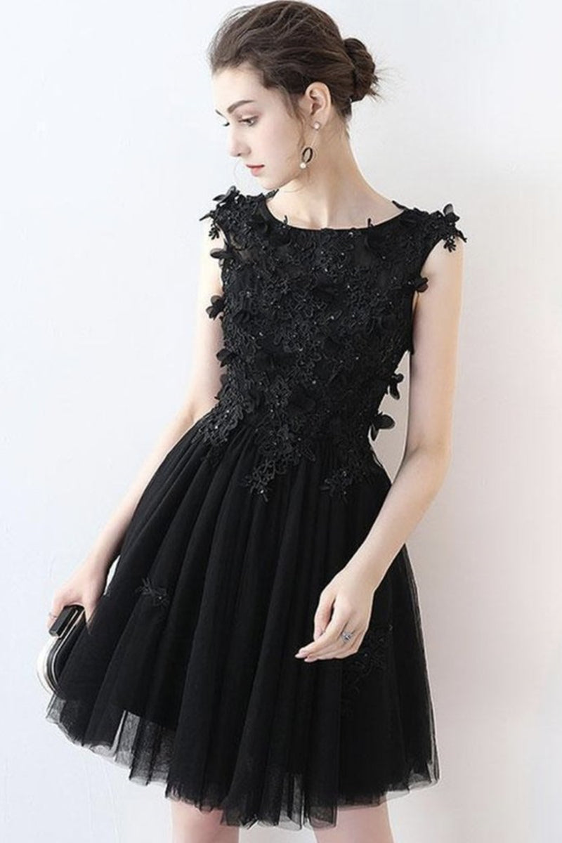 Unthony - Round Neck Short Black Lace Prom Dress