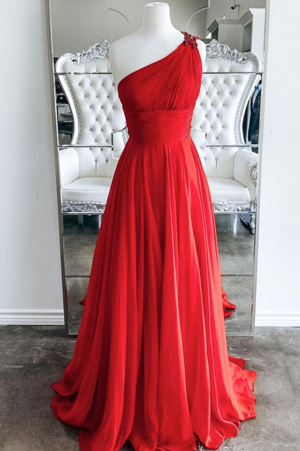 Unthony - One Shoulder Open Back Red Long Prom Dress