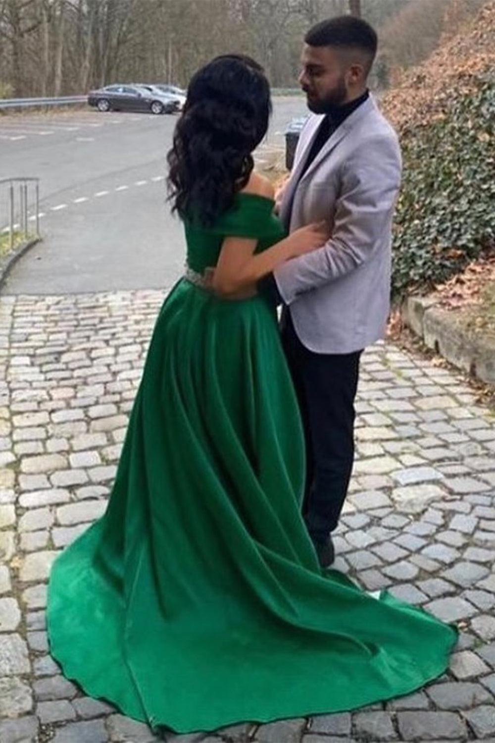 Unthony - Off Shoulder Green Satin Long Prom Dress with Belt