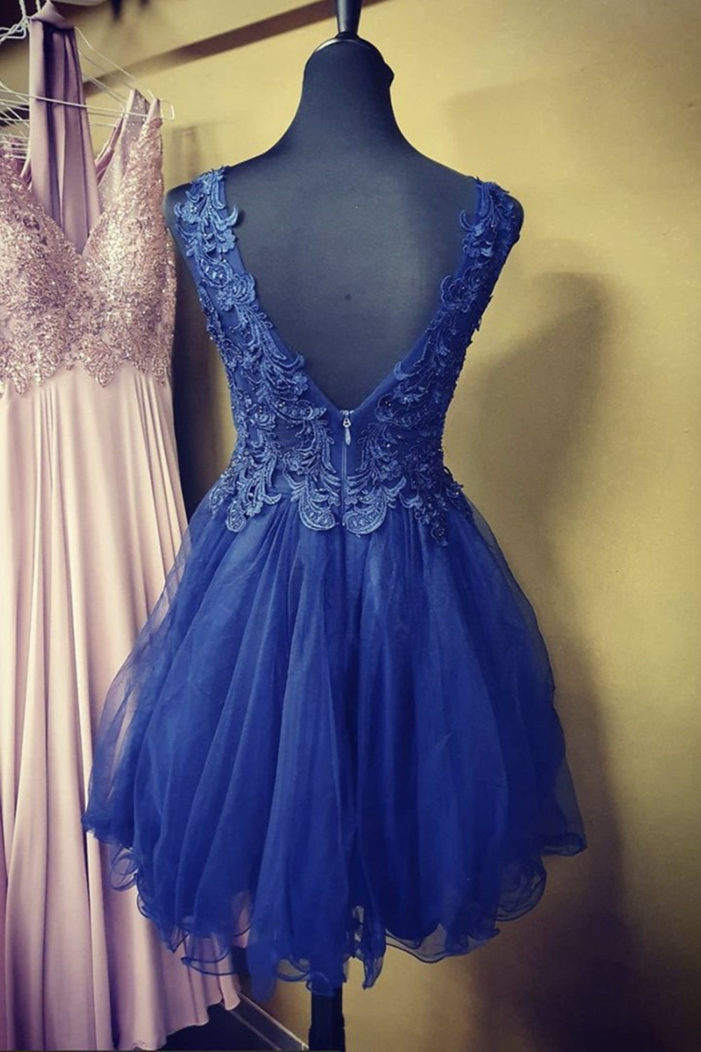 Unthony - A Line V Neck Blue Lace Short Prom Dress