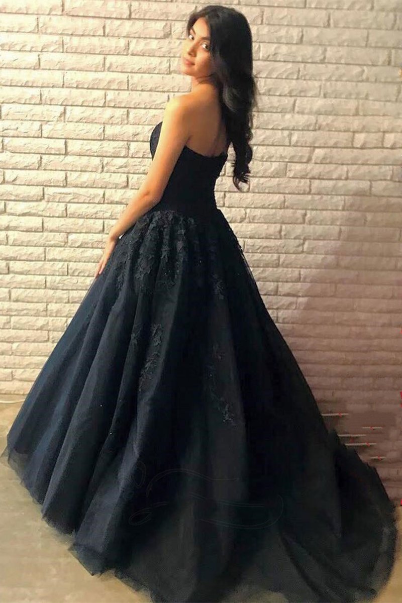 Unthony - Strapless Open Back Black Lace Long Prom Dress