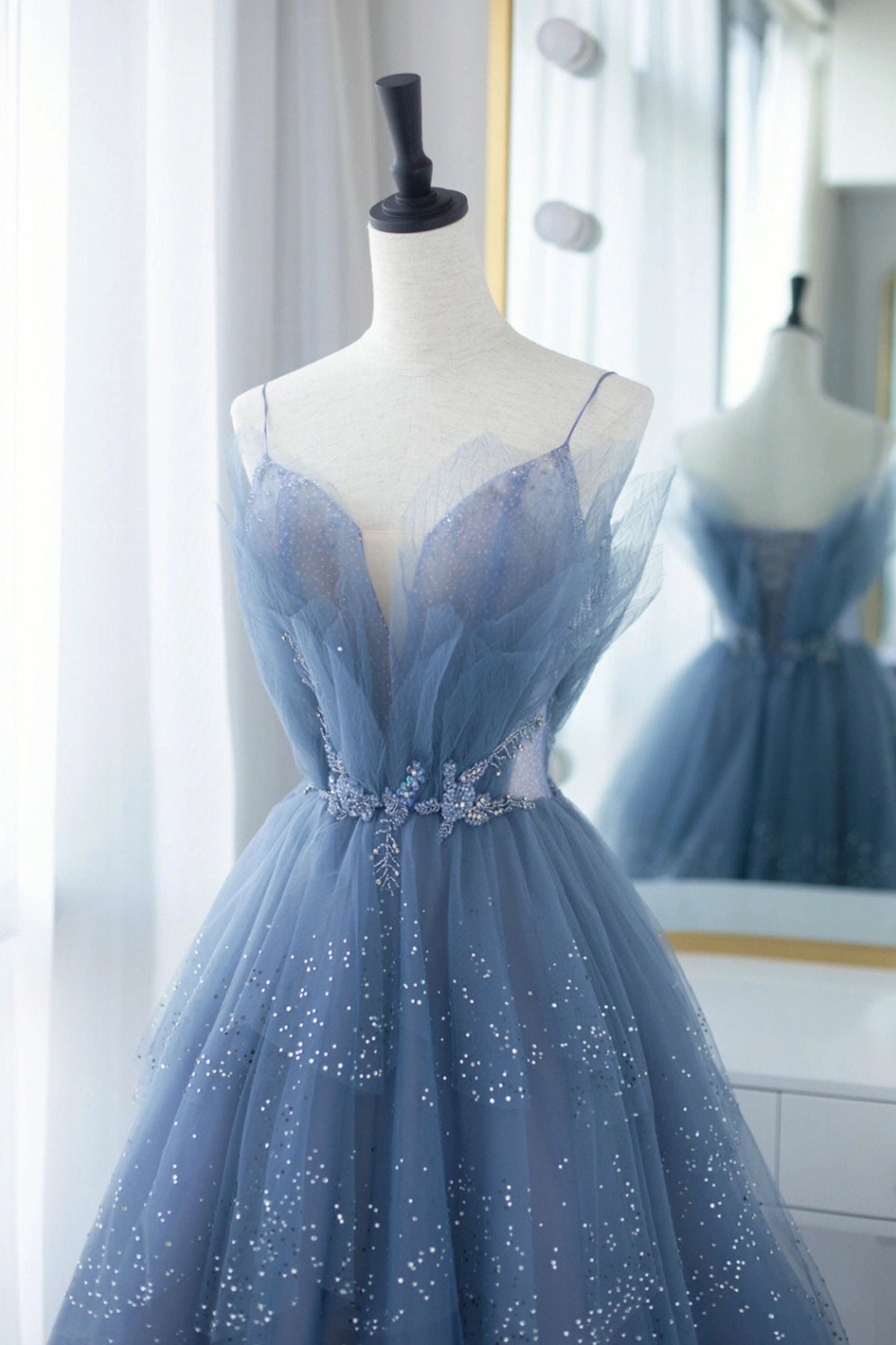 Unthony - Shiny Tulle V Neck Blue Long Prom Dress