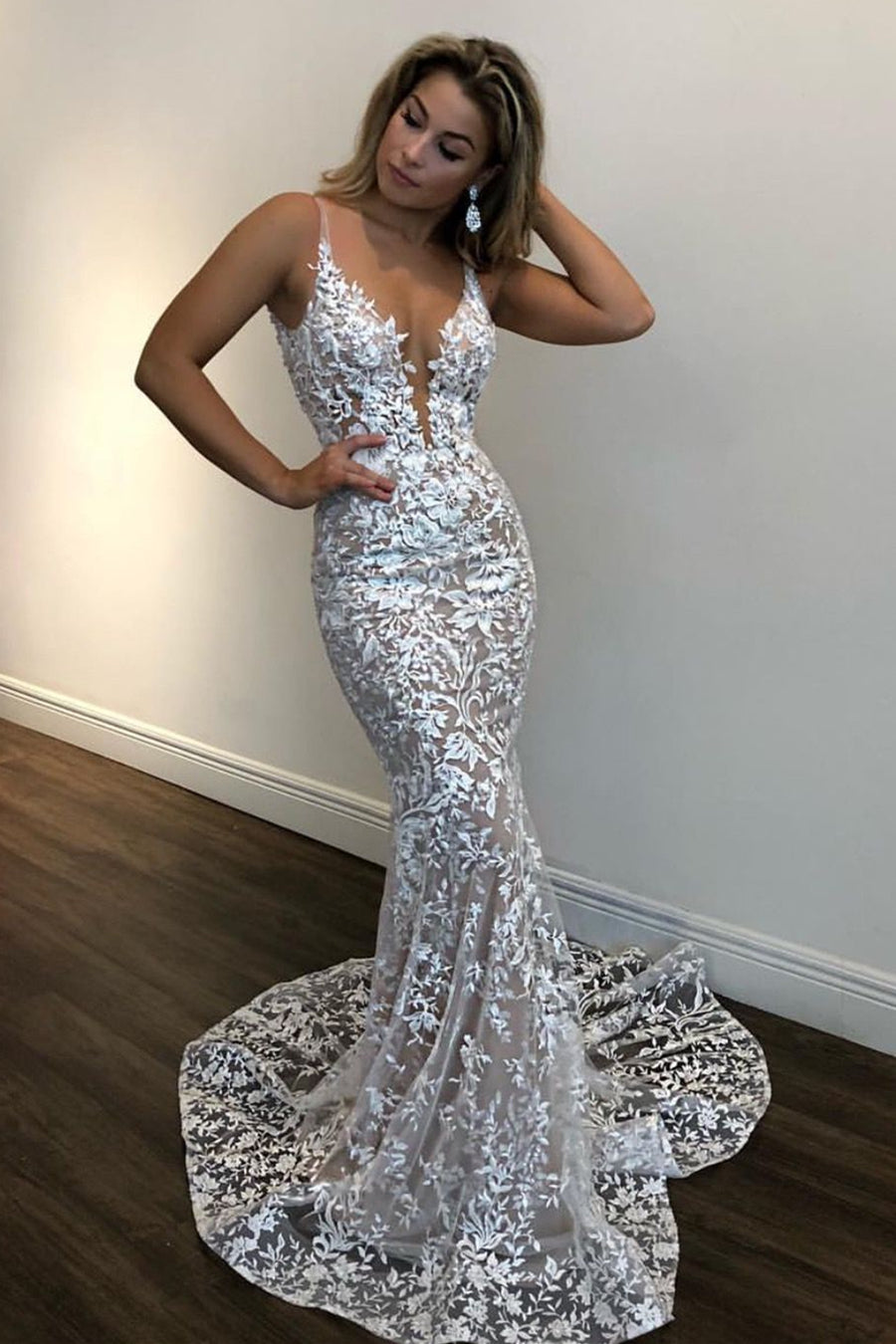 Unthony - Deep V Neck Mermaid Champagne Lace Prom Dress