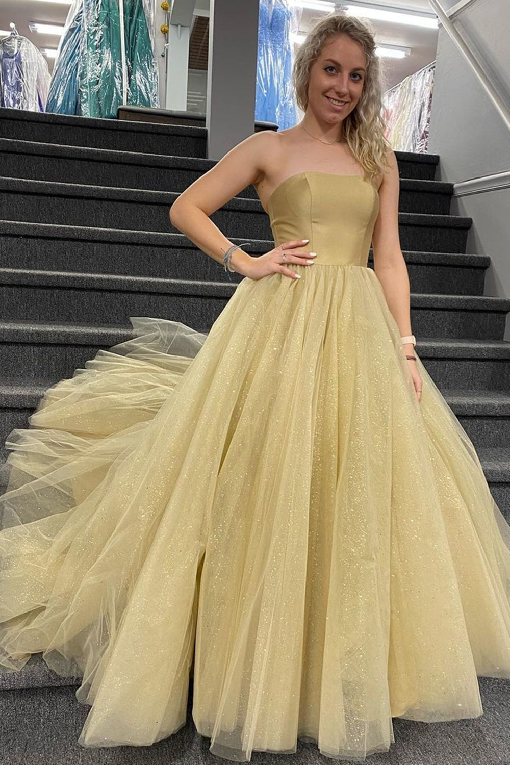Unthony - Shiny Strapless Golden Champagne Long Prom Dress