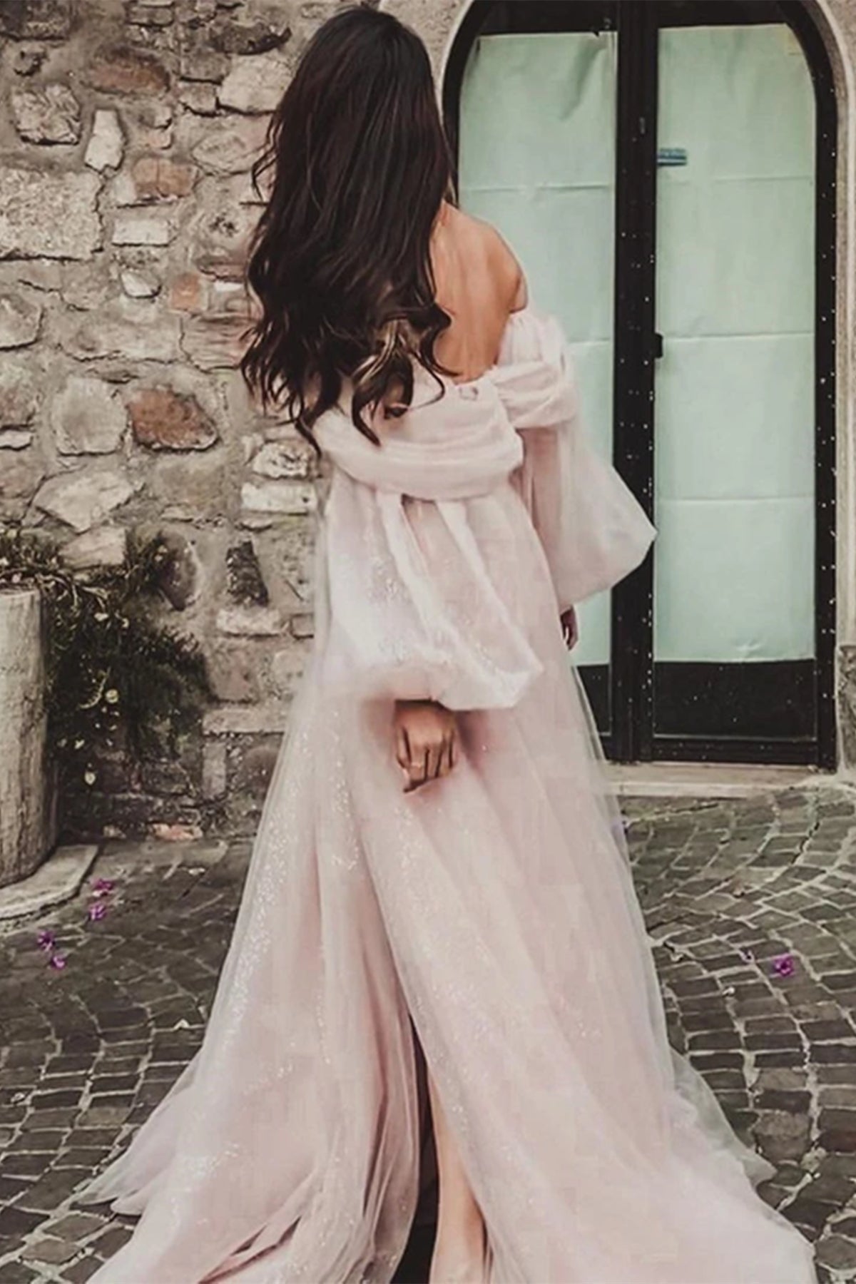 Unthony - Off Shoulder Dusty Pink Tulle Long Prom Dress with High Slit