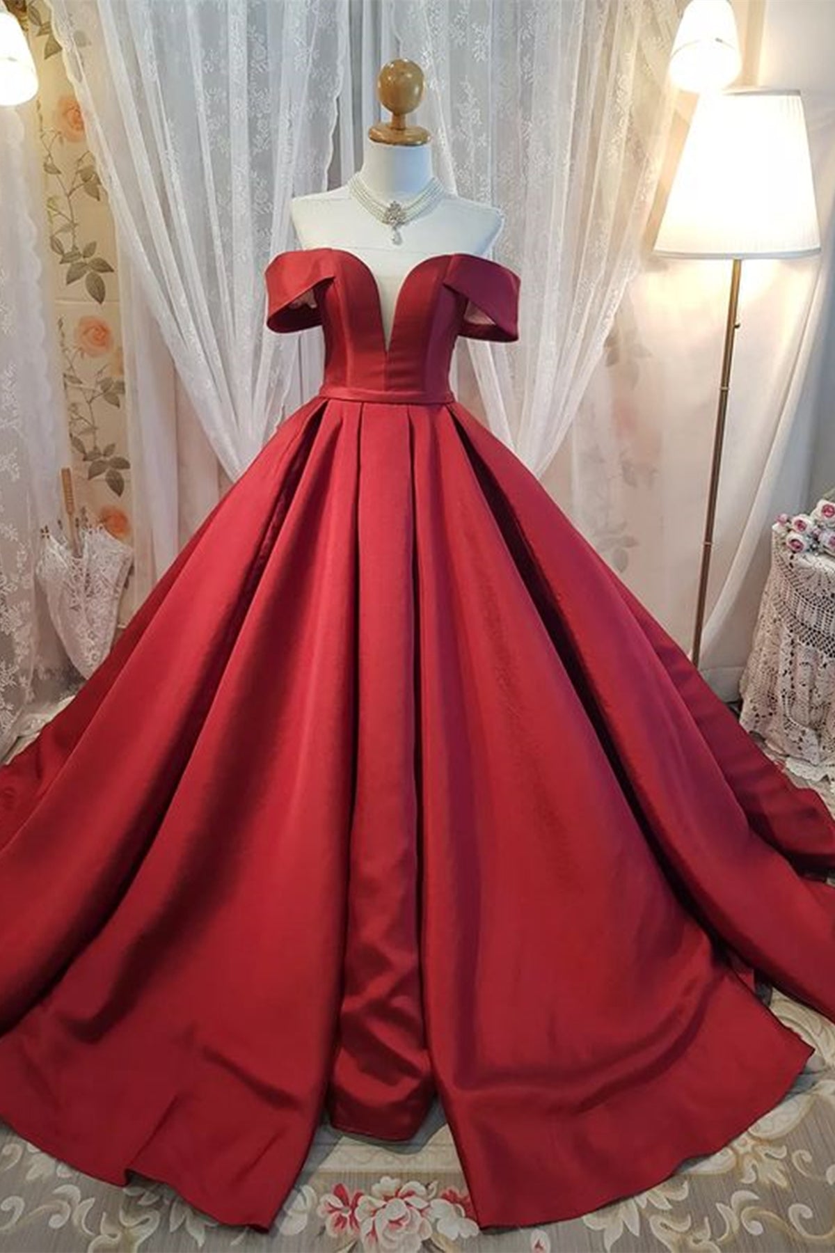 Unthony - Off Shoulder Burgundy Satin Long Prom Dress