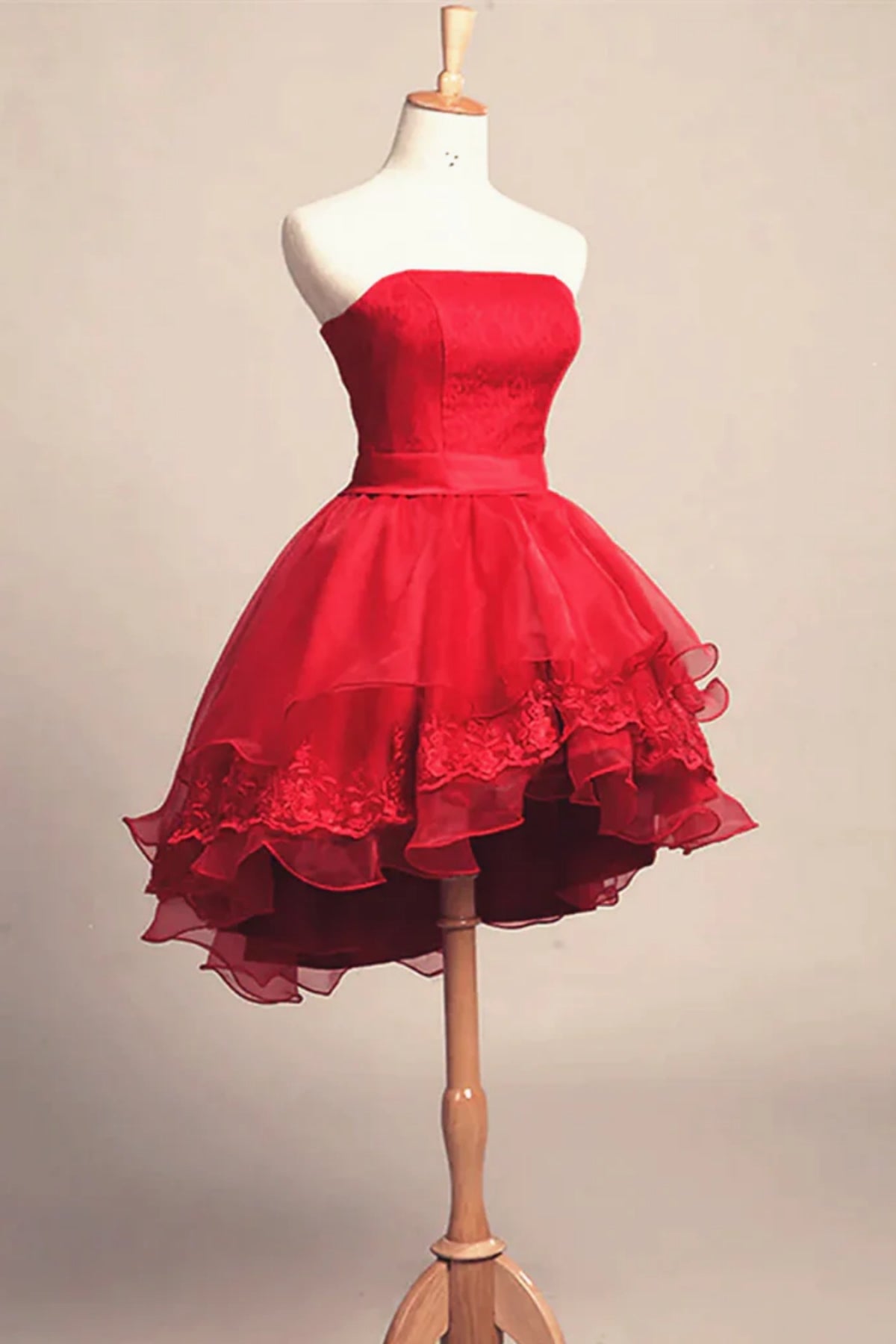 Unthony - Strapless High Low Red Lace Prom Dress