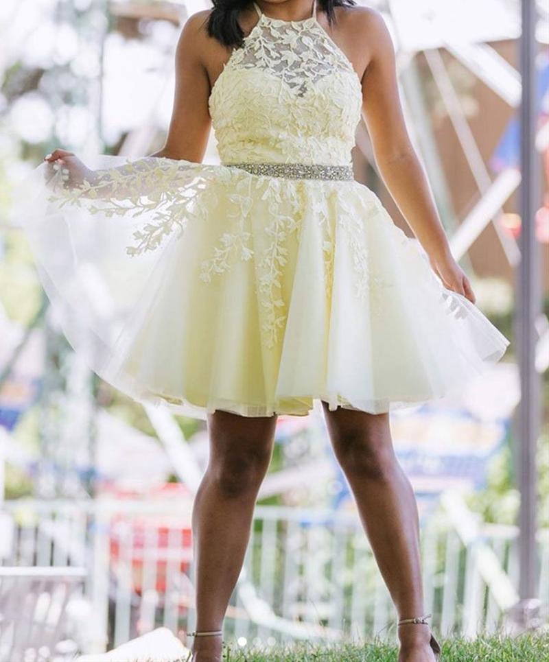 Unthony - A Line Halter Neck Backless Lace Yellow Short Prom Dresses Homecoming Dresses