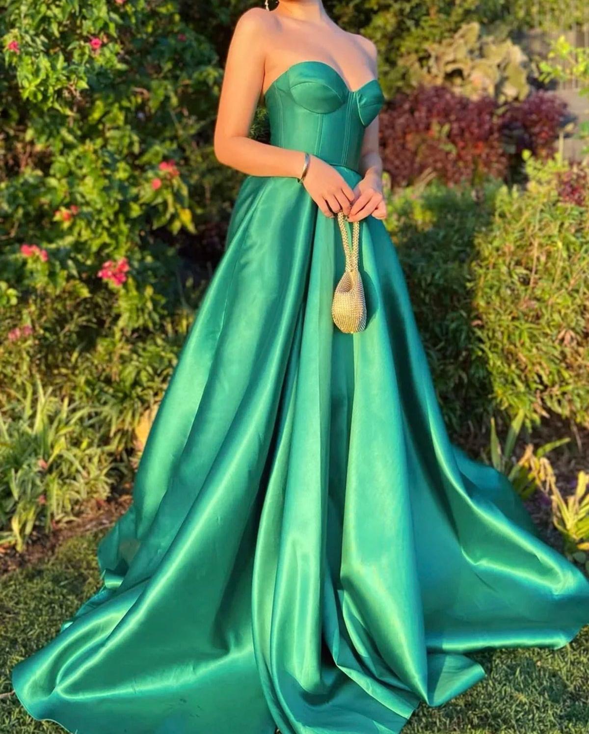 Unthony - Sweetheart Neck Strapless Green Satin Long Prom Dress