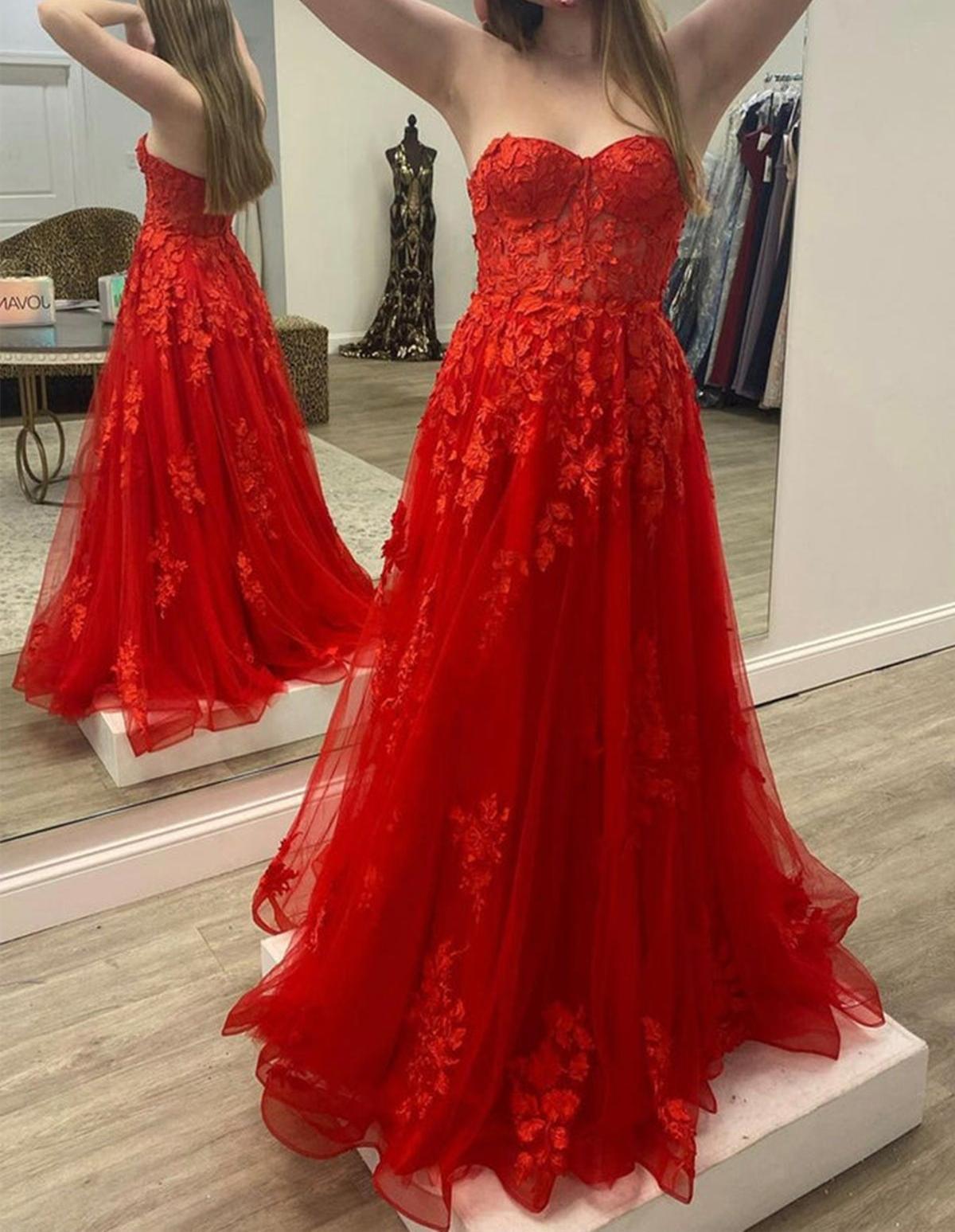 Unthony - Strapless Red Tulle Long Prom Dress with Lace Appliques