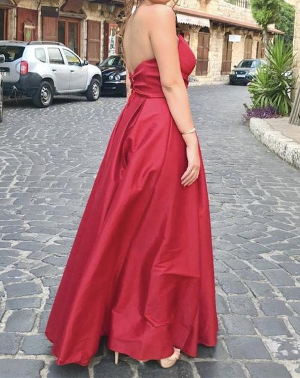 Unthony - Unique V Neck Backless Red Satin Long Prom Dress
