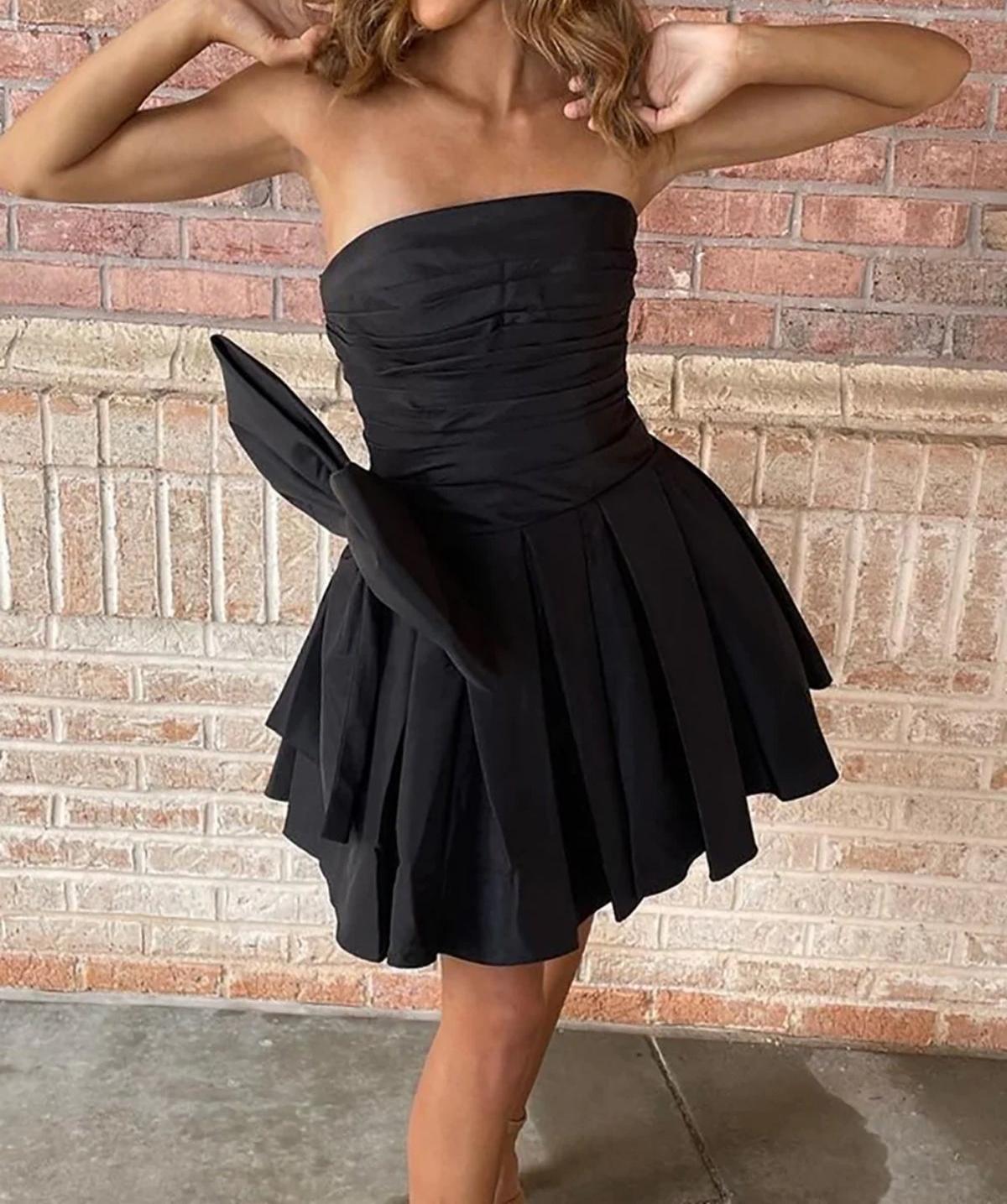 Unthony - Cute Strapless Black/Red Short Prom Dress