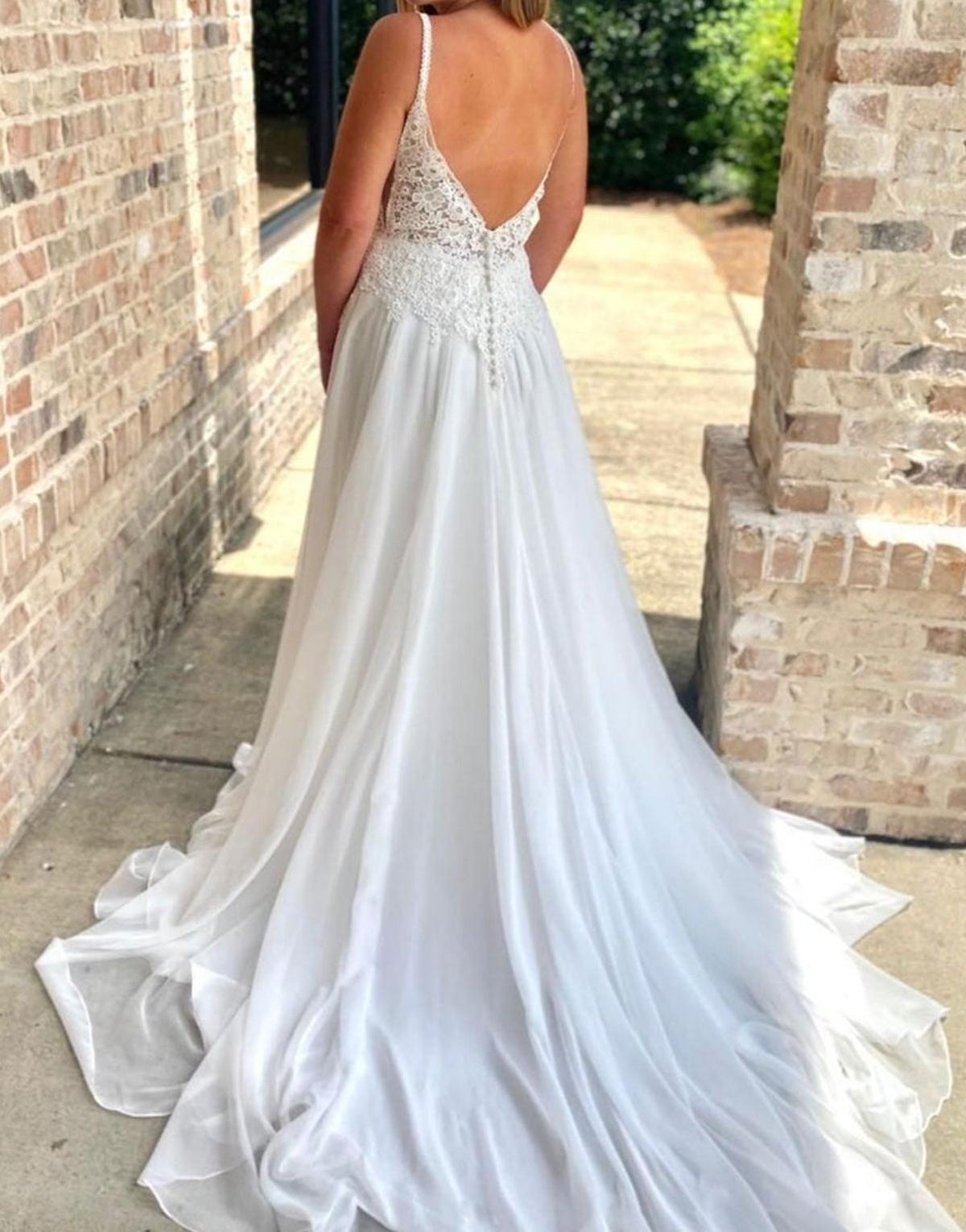 Unthony - V Neck Open Back White Lace Long Prom Wedding Dresses with Train