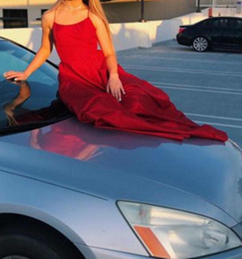 Unthony - Simple Satin Backless Long Red Prom Dress