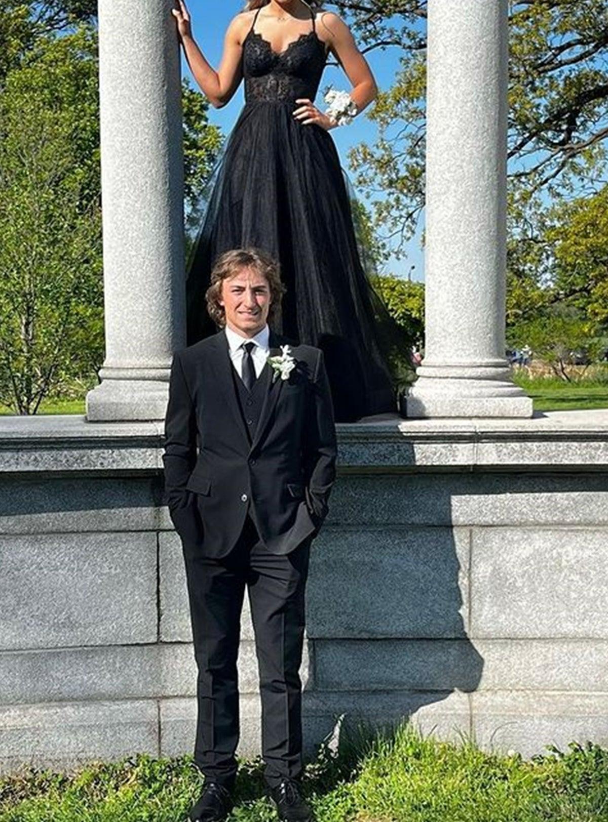 Unthony - V Neck Beaded Black Lace Long Prom Dress