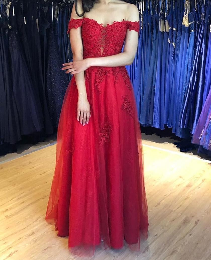 Unthony - Off Shoulder Red Lace Long Prom Dress