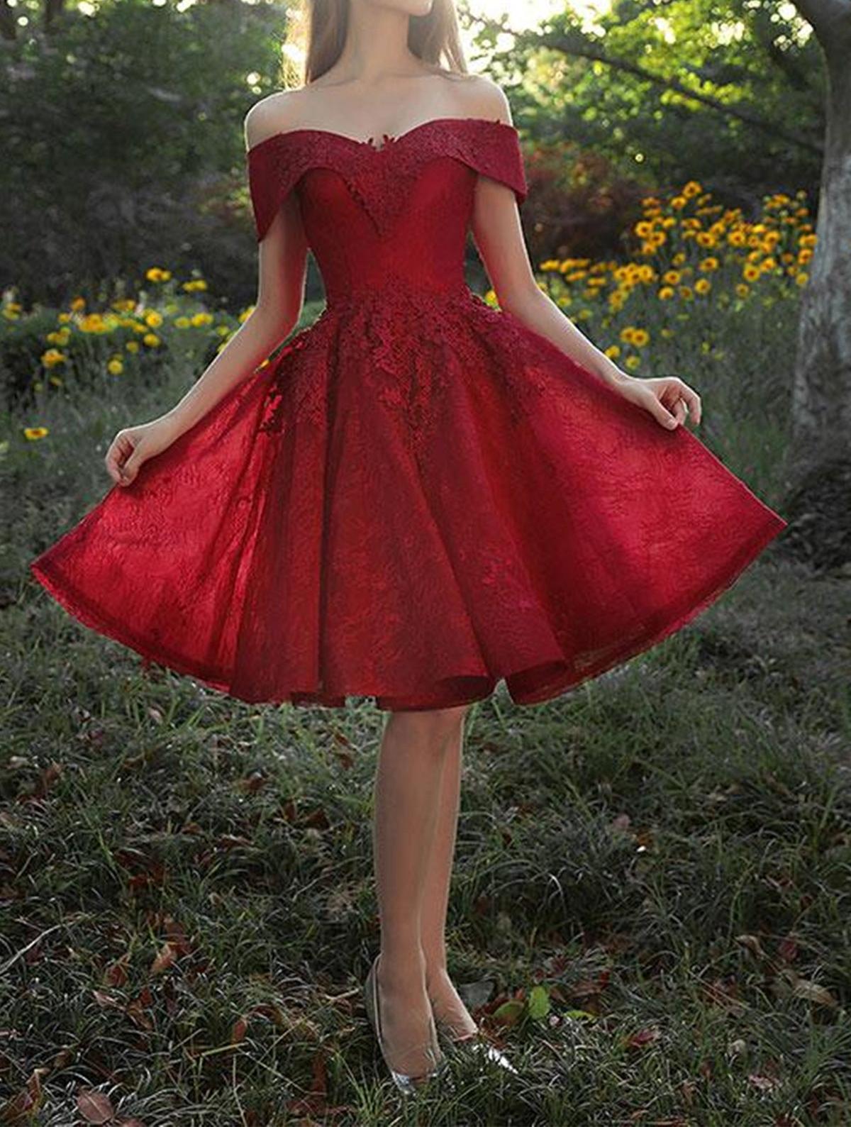 Unthony - Off Shoulder Burgundy Lace Prom Dress