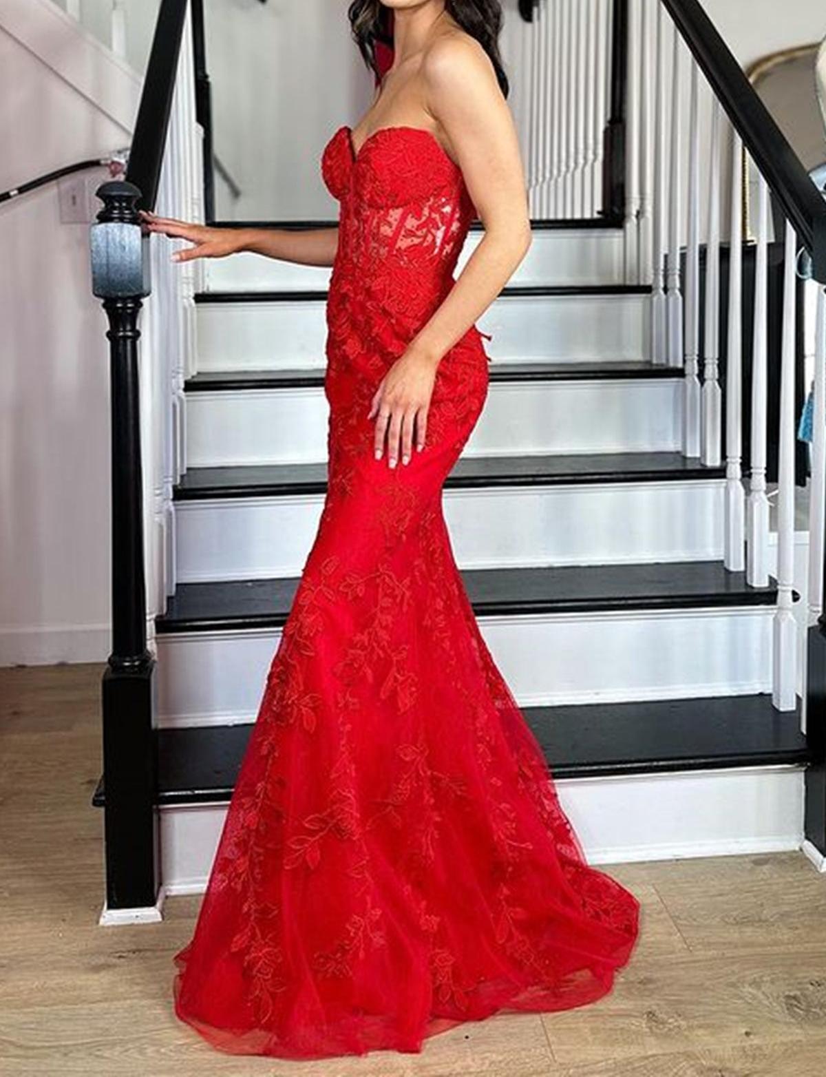 Unthony - Strapless Mermaid Red Lace Long Prom Dress