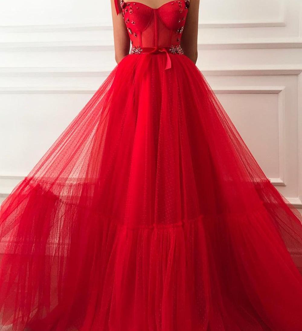 Unthony - Sweetheart Neck Beaded Red Floral Long Prom Dress