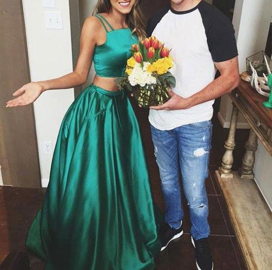 Unthony - Simple Two Pieces Long Green Prom Dresses