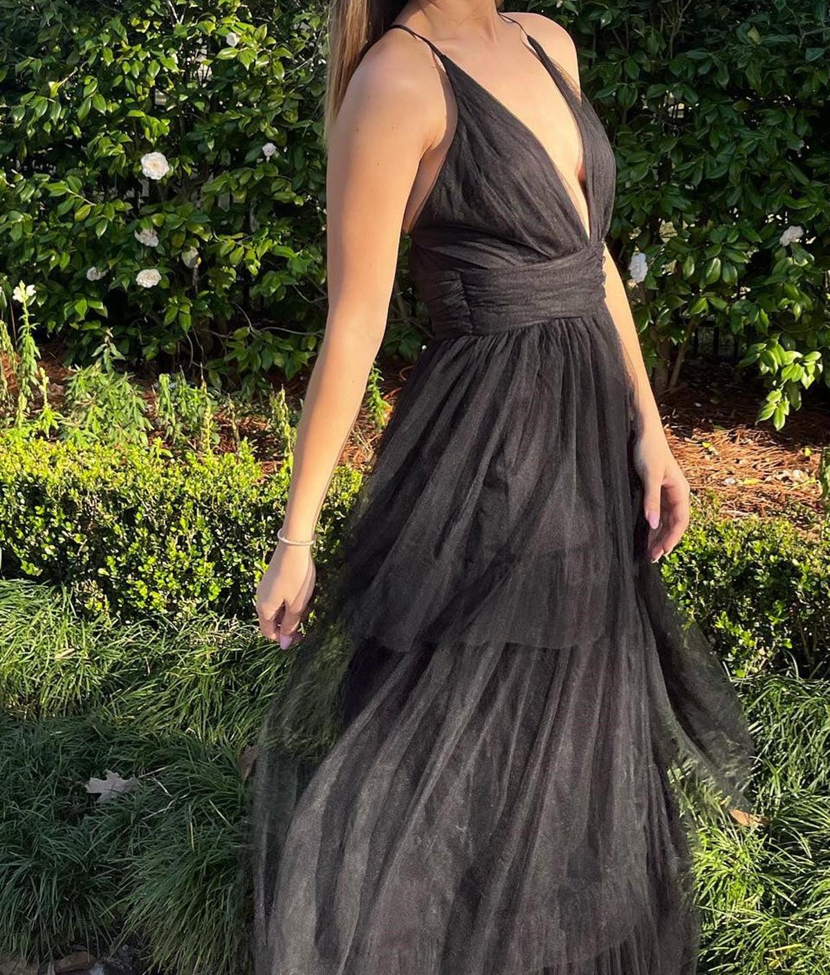Unthony - A Line V Neck Black Tulle Layered Long Prom Dress