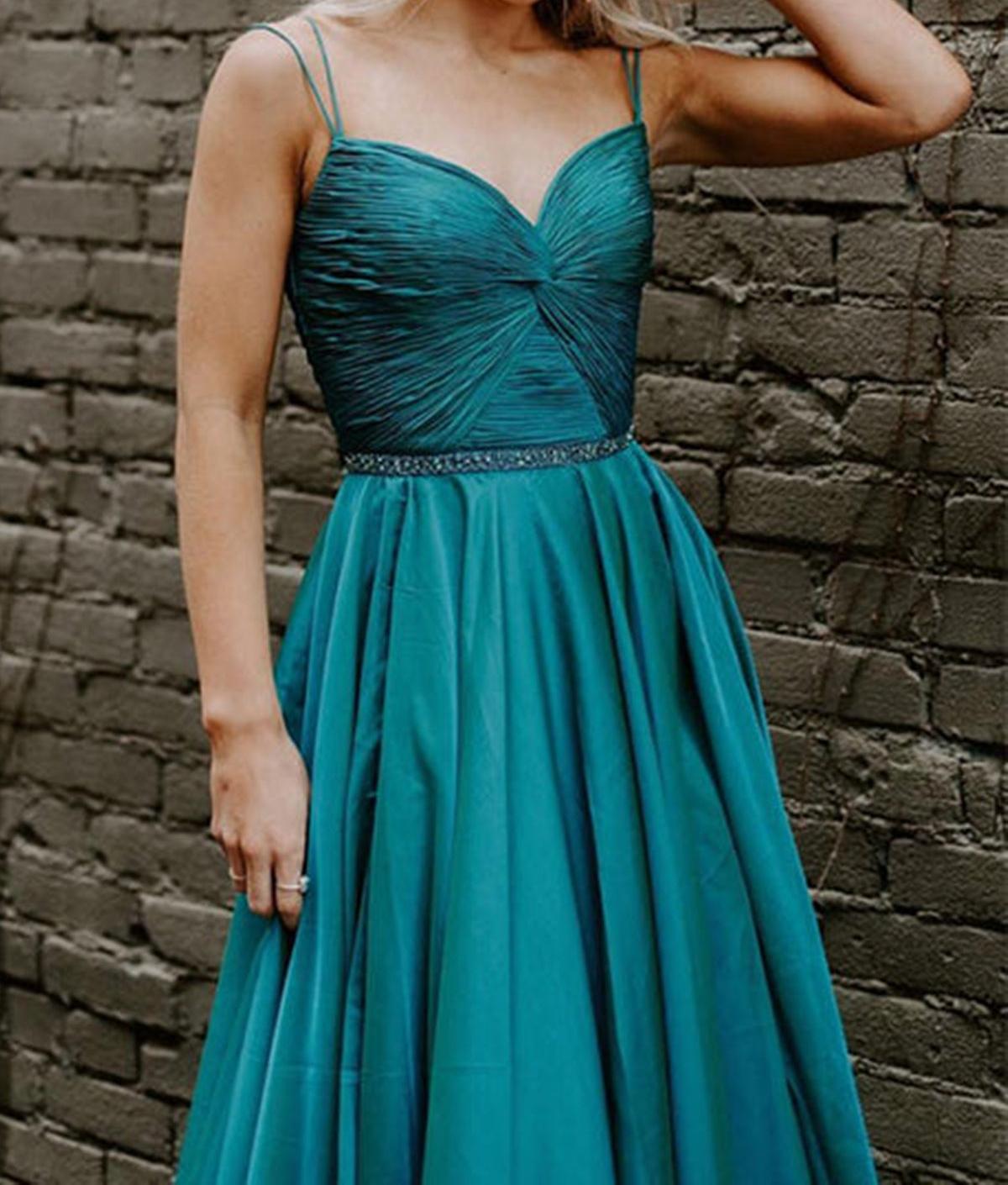 Unthony - Elegant Green Chiffon Long Prom Dress with Belt