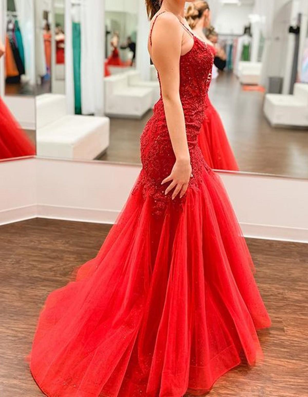 Unthony - V Neck Mermaid Beaded Red Lace Long Prom Dresses