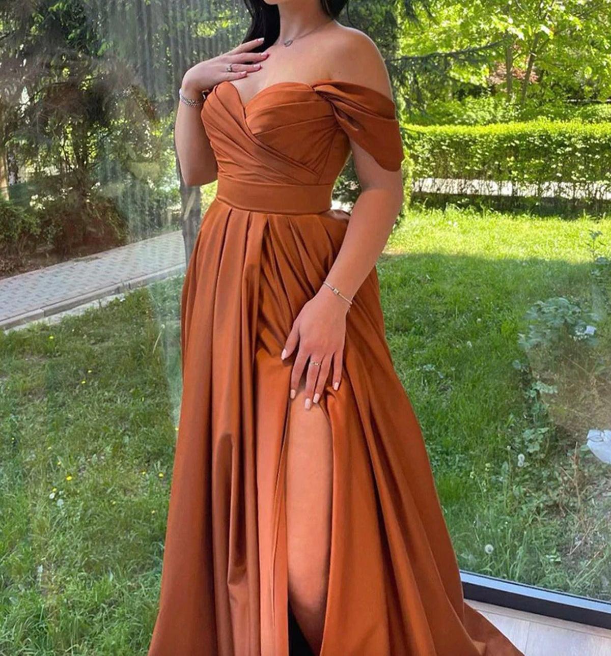 Unthony - Elegant Off the Shoulder Brown Long Prom Dress with High Slit