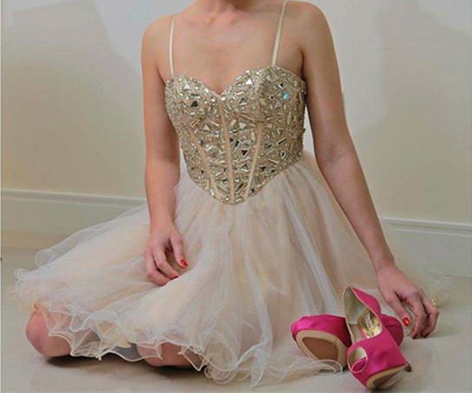 Unthony - Sweetheart Neck Spaghetti Straps Tulle Champagne Homecoming Dresses